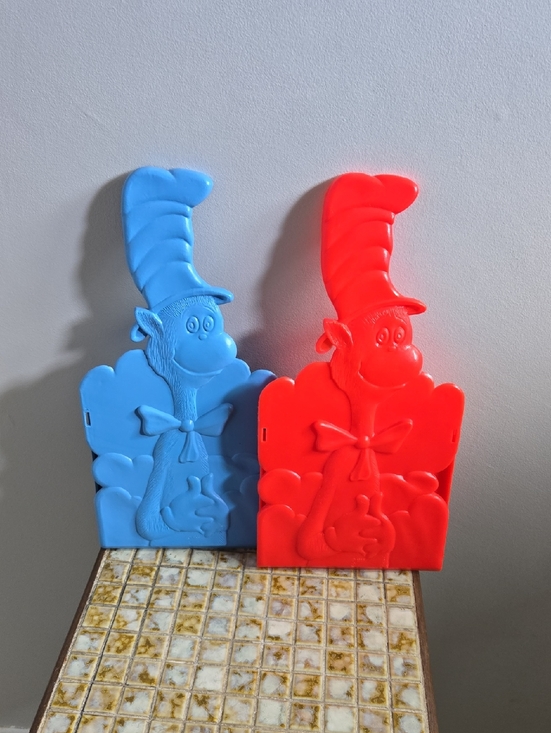 Dr. Seuss Other - Vintage Red and Blue Plastic Dr. Seuss Book Ends